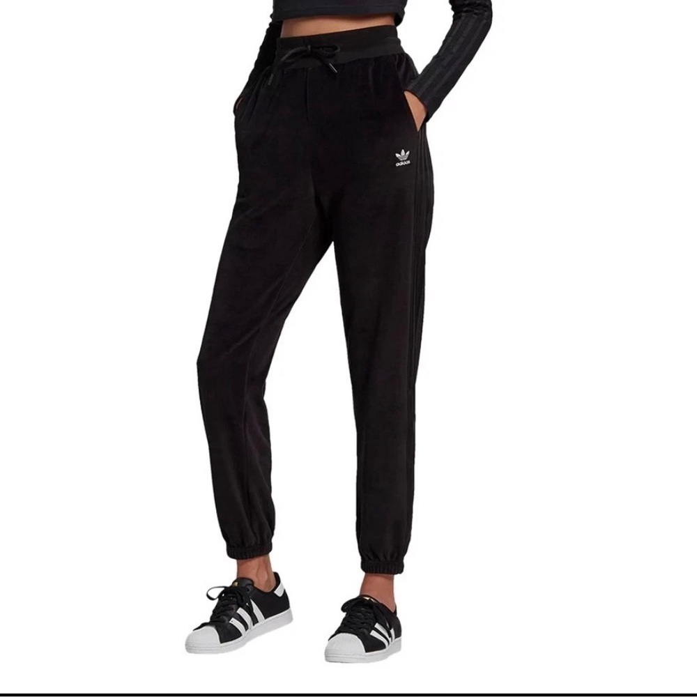 NWT Adidas Originals Velour Jogger Womens Active Pants Size XS, Color: Black